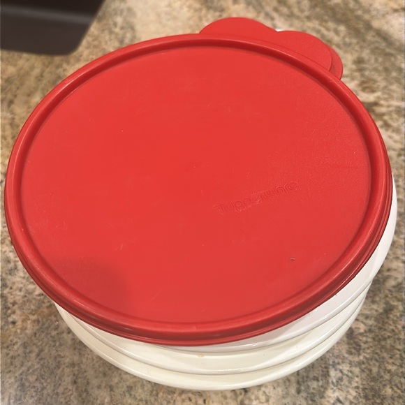 NWOT - 3 Mini THAT’S A BOWL Mixing bowl w/red lids - Picture 2 of 6